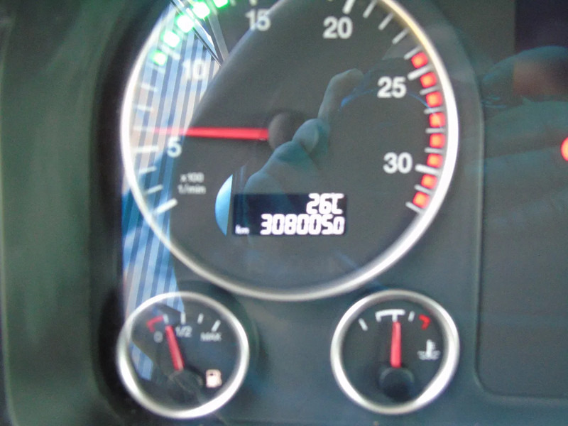 Camión multibasculante MAN TGS 28.470 + 20T hook + 6x2