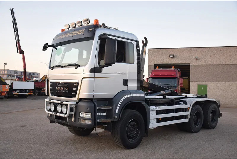 Camión multibasculante MAN TGS 33.400