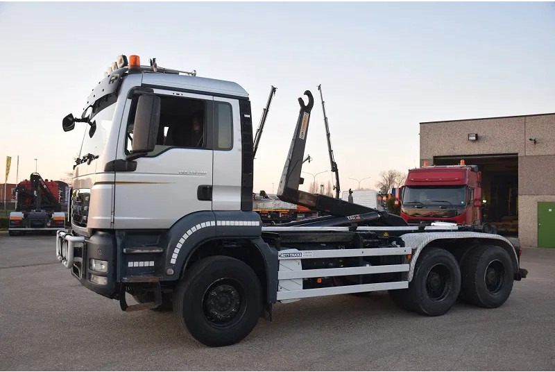 Camión multibasculante MAN TGS 33.400