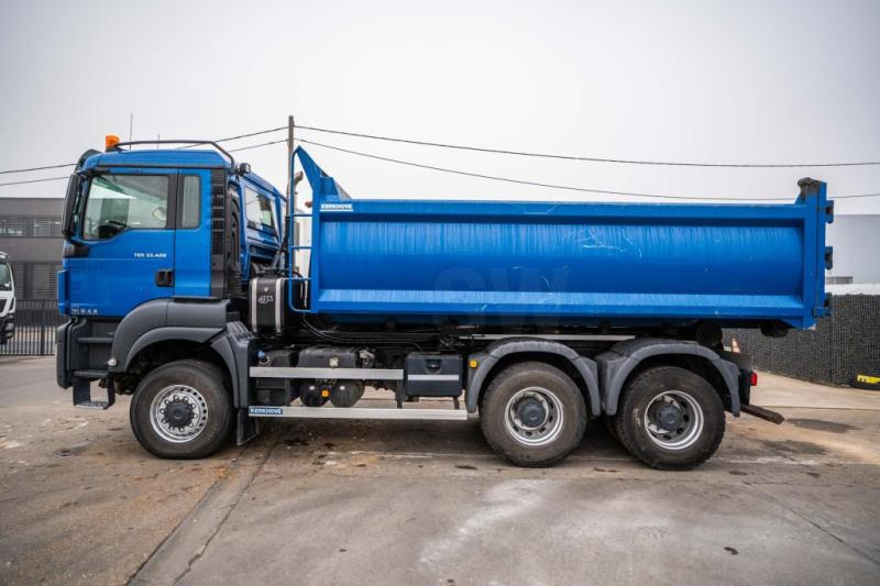 Camión multibasculante MAN TGS 33.420 BB (containerbak:+3000 € )