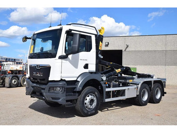 Camión multibasculante MAN TGS 33.440