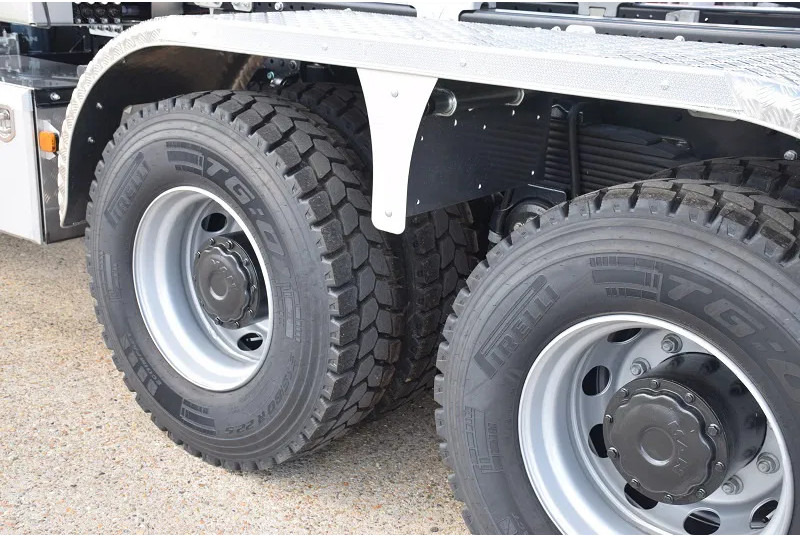 Camión multibasculante MAN TGS 33.440