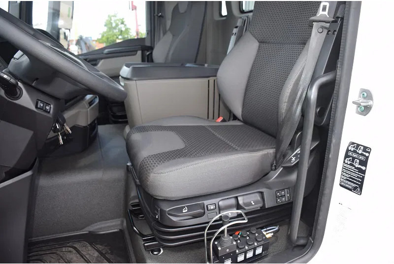 Camión multibasculante MAN TGS 33.440