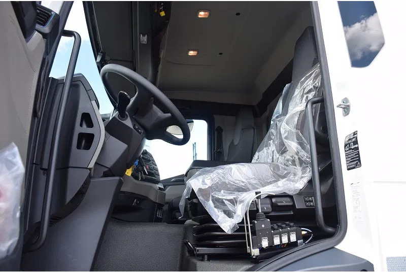 Camión multibasculante MAN TGS 33.440