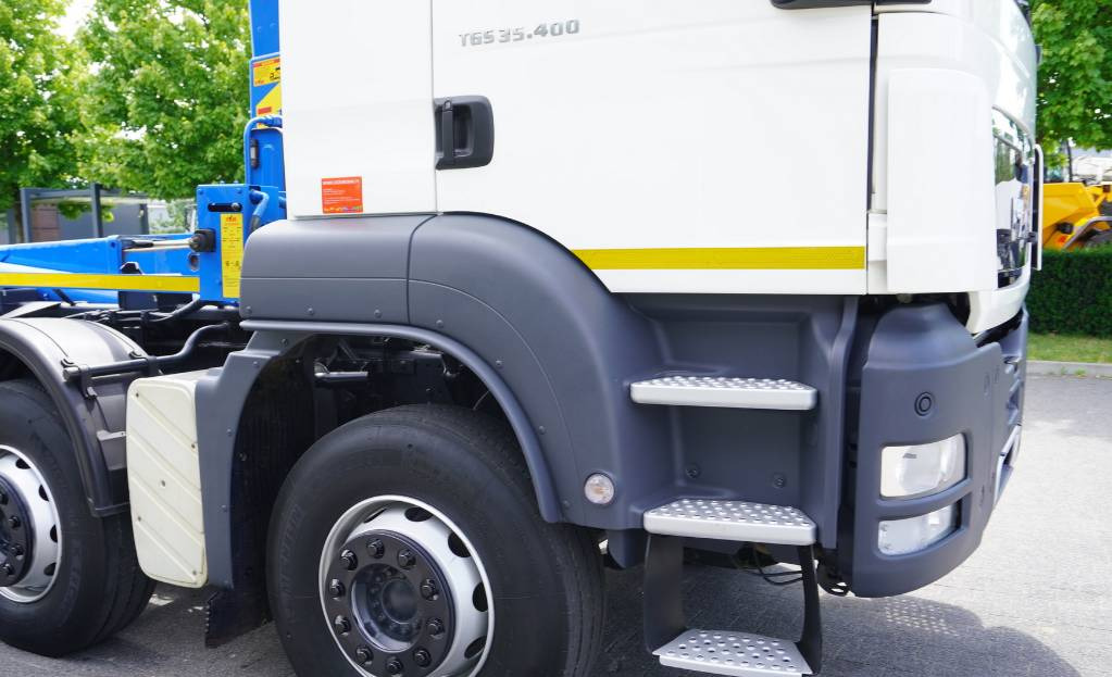 Camión multibasculante MAN TGS 35.400 8×4 HYVA LIFT 32.56 SE hooklift