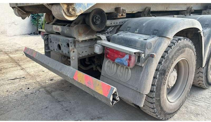 Camión multibasculante MAN TGS 35.460 8X4