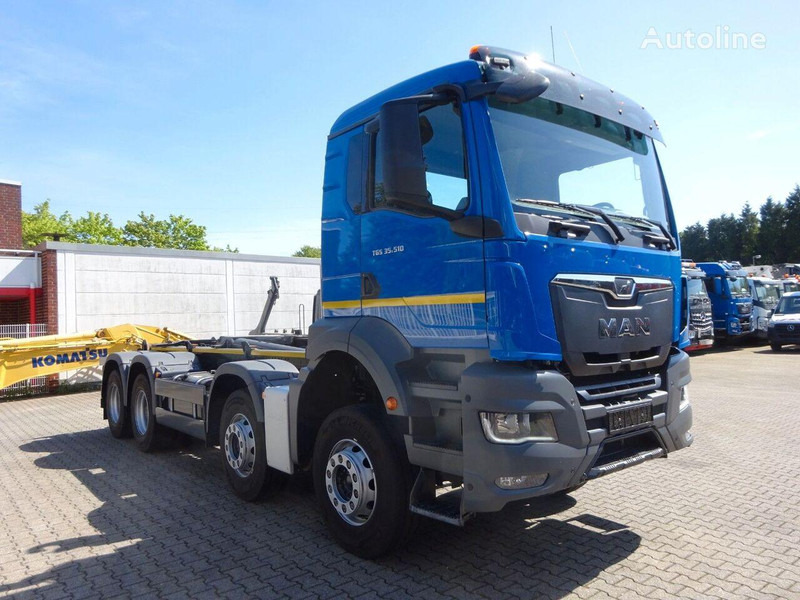 Camión multibasculante MAN TGS 35.510 Hook lift truck 8x4
