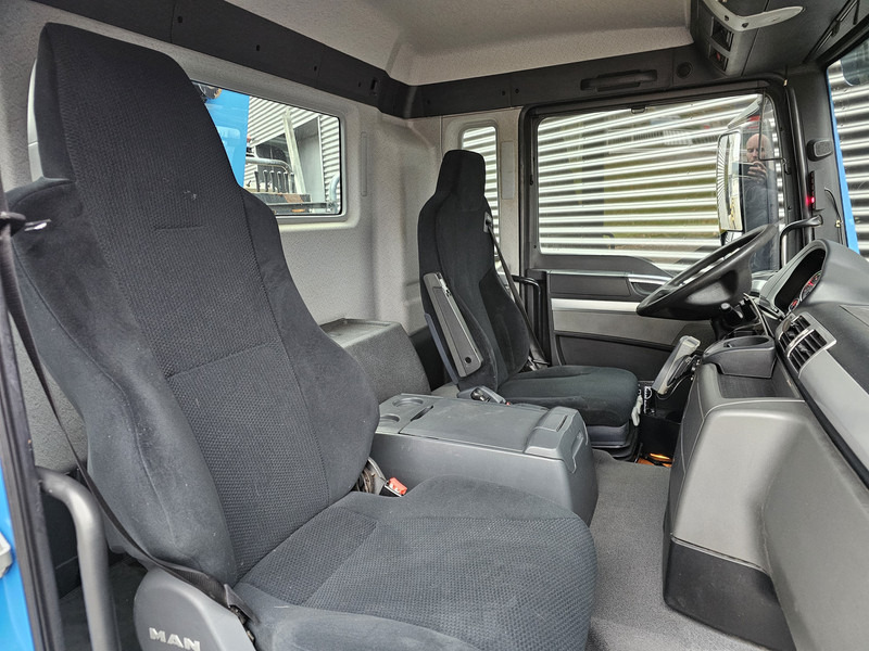 Camión multibasculante MAN TGS 47.440 BBL / 10X4 HOOKLIFT + Z CRANE