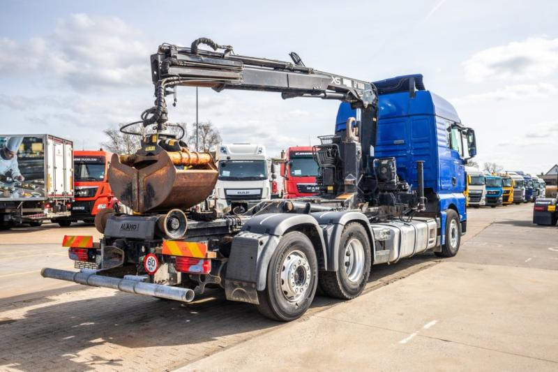 Camión multibasculante MAN TGX 25.440 LL - HIAB 122 PRO