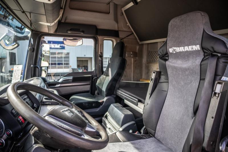 Camión multibasculante MAN TGX 25.440 LL - HIAB 122 PRO