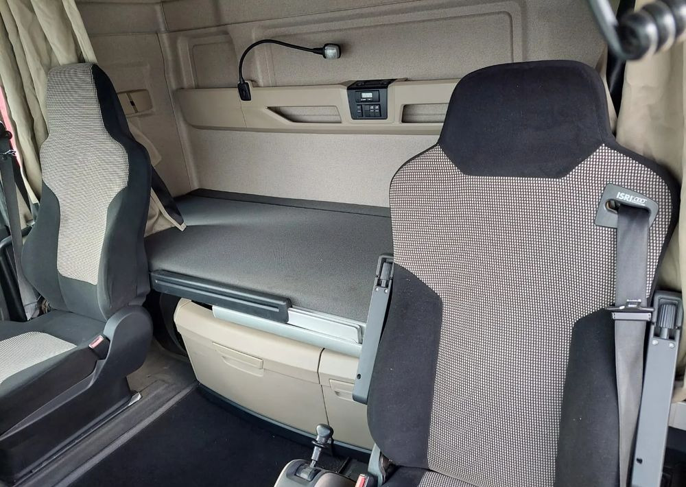 Camión multibasculante MAN TGX 26-500 Hakowiec oś skrętna