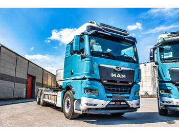 Camión multibasculante MAN TGX 26.510 6x2-4 LL + AJK
