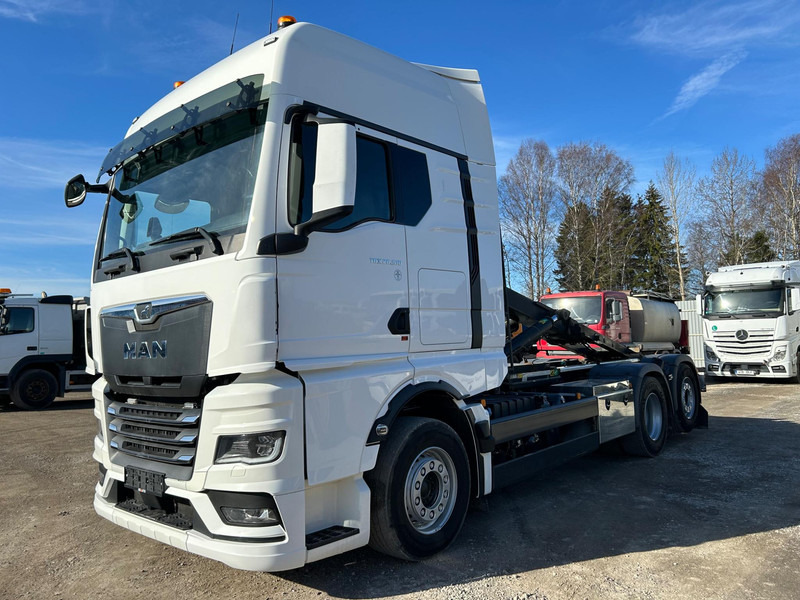 Camión multibasculante MAN TGX 26.510 / TULOSSA