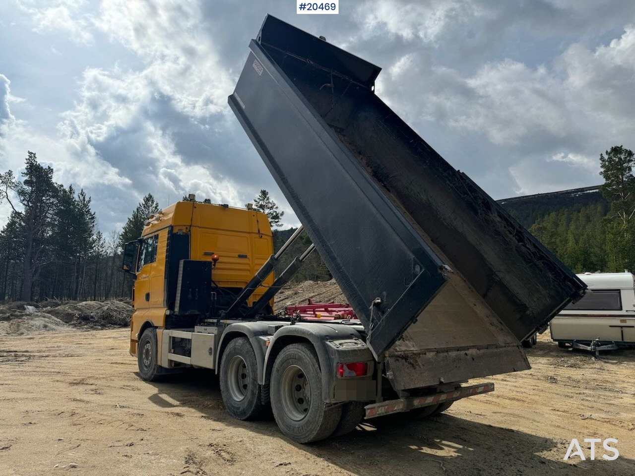 Camión multibasculante MAN TGX 26.540