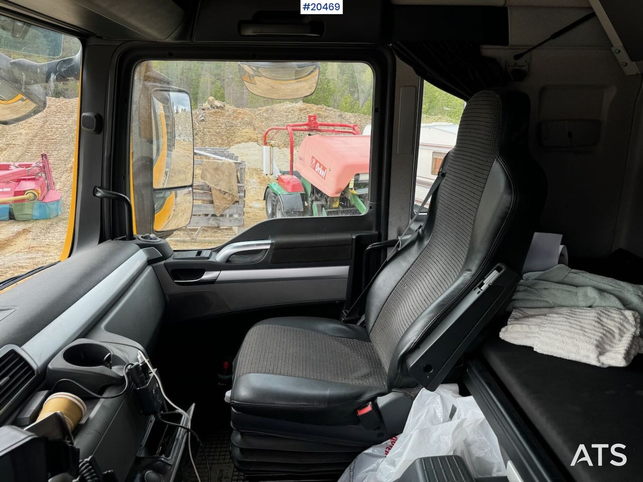 Camión multibasculante MAN TGX 26.540