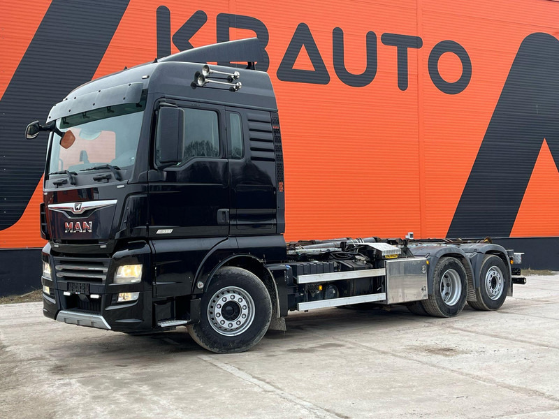 Camión multibasculante MAN TGX 26.580 6x2 PALFINGER T 20 ton / L=5400 mm / XLX CAB / INTARDER