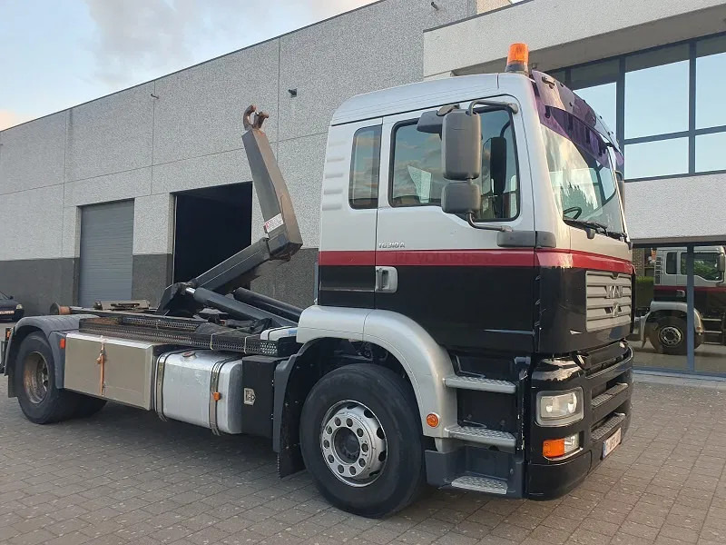 Camión multibasculante MAN TG 310 A