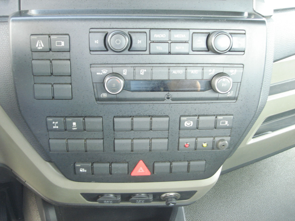 Camión multibasculante MAN TG-M 15.250 BL Abrollkipper