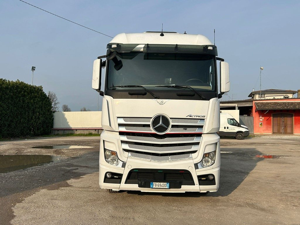Camión multibasculante MERCEDES ACTROS 25.51 SCARRABILE