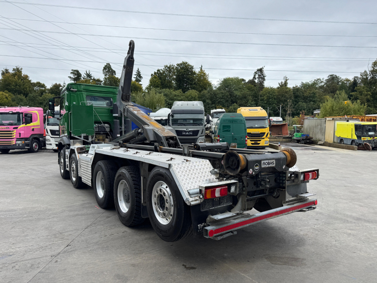 Camión multibasculante MERCEDES Arocs 4453 10x4 Mobas