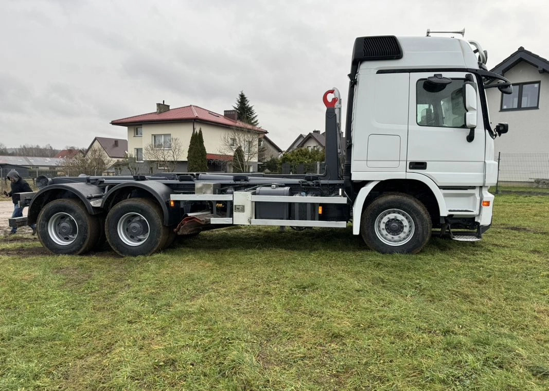 Camión multibasculante MERCEDES-BENZ ACTROS 2648 SPECJALNY PłUG 6X4!!!