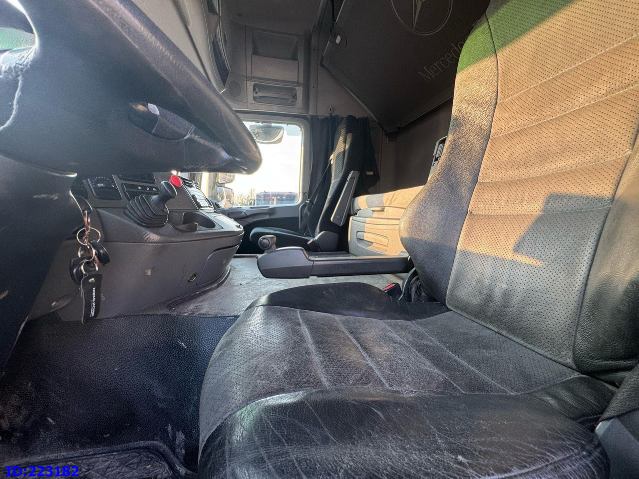 Camión multibasculante MERCEDES-BENZ Actros 2551 8x2 V8 Retarder