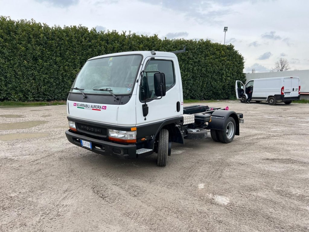 Camión multibasculante MITSUBISHI CANTER 3.0 SCARRABILE
