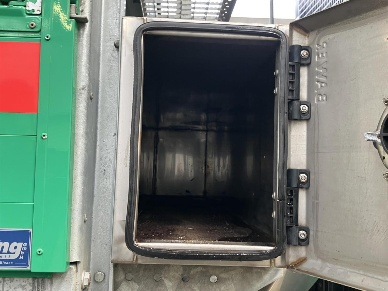 Camión multibasculante / Maurer M-TGS 18.440