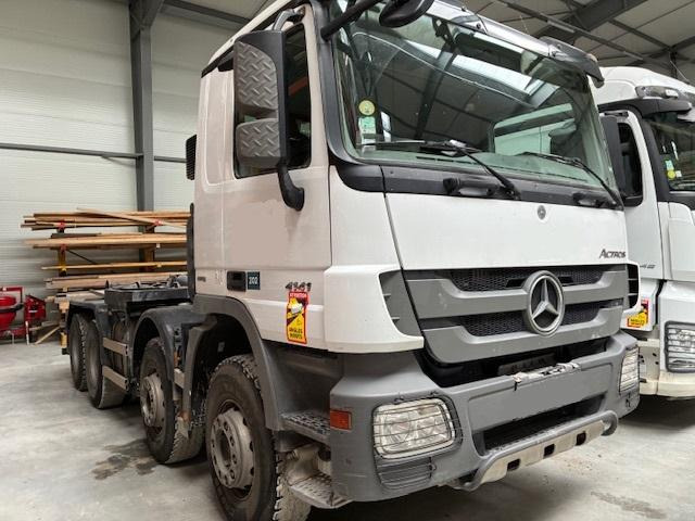 Camión multibasculante Mercedes ACTROS 4141