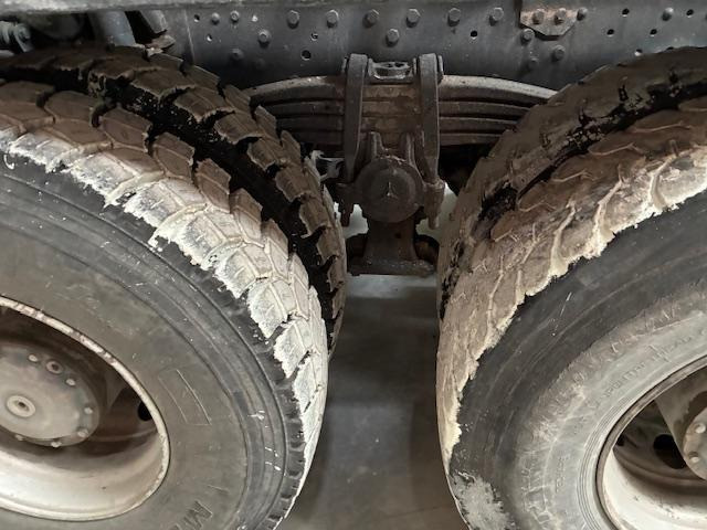 Camión multibasculante Mercedes ACTROS 4141