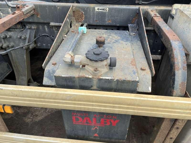 Camión multibasculante Mercedes AXOR 1833