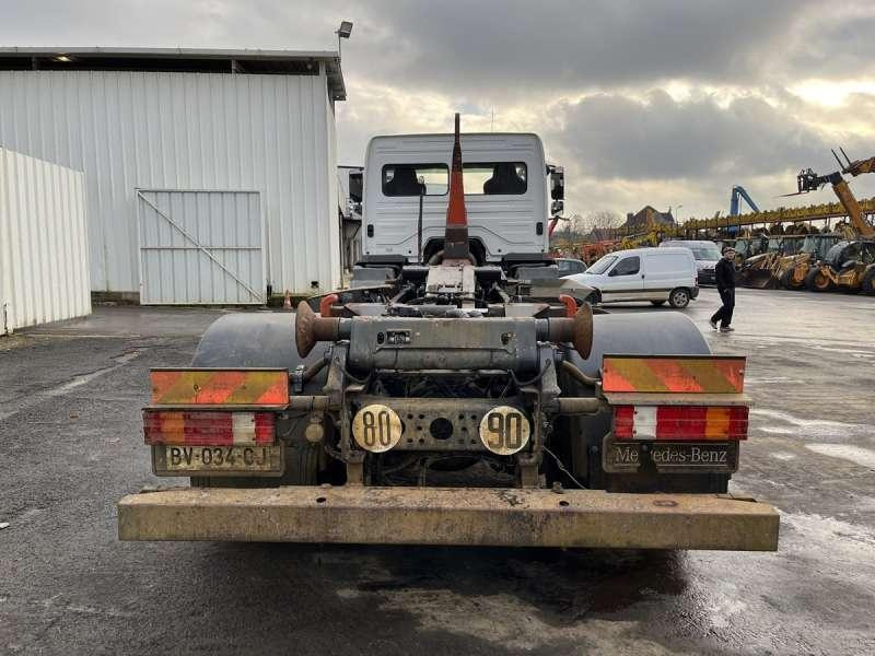 Camión multibasculante Mercedes AXOR 1833