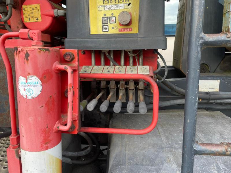 Camión multibasculante Mercedes Actros 2631