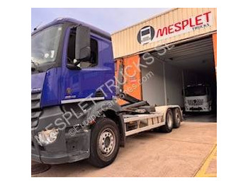 Camión multibasculante Mercedes Actros 2842