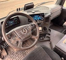 Camión multibasculante Mercedes Actros 2842