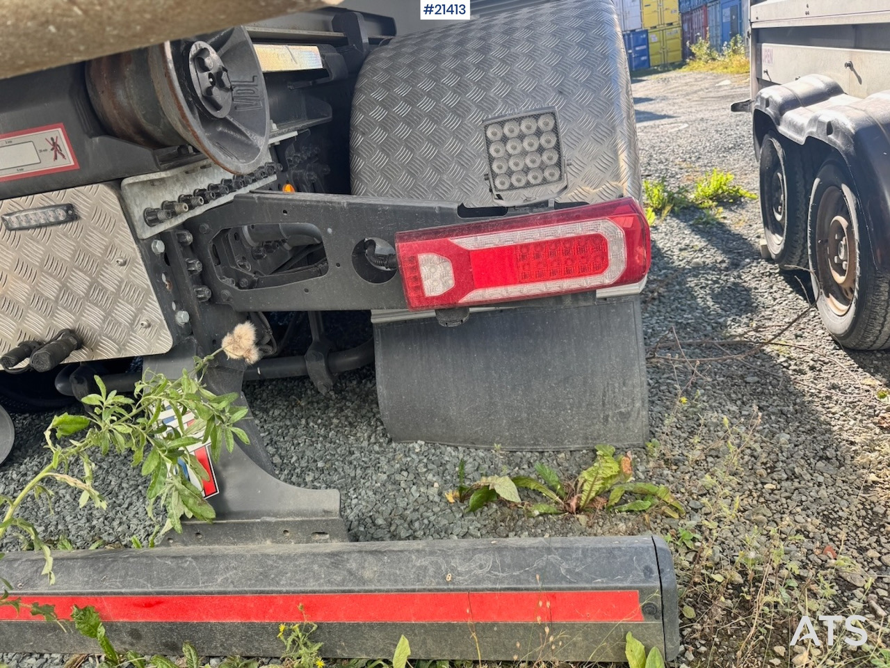 Camión multibasculante Mercedes Arocs 2543