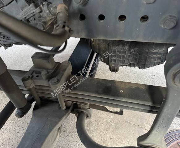 Camión multibasculante Mercedes Arocs 2643