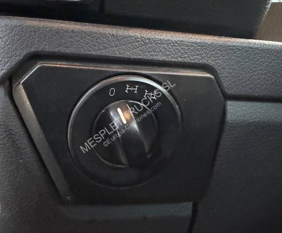 Camión multibasculante Mercedes Arocs 2643