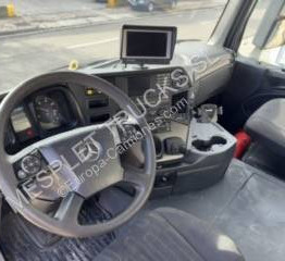 Camión multibasculante Mercedes Arocs 2845