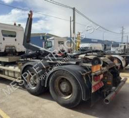 Camión multibasculante Mercedes Arocs 2845