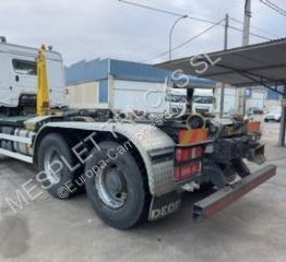 Camión multibasculante Mercedes Arocs 3346