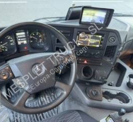 Camión multibasculante Mercedes Arocs 3346