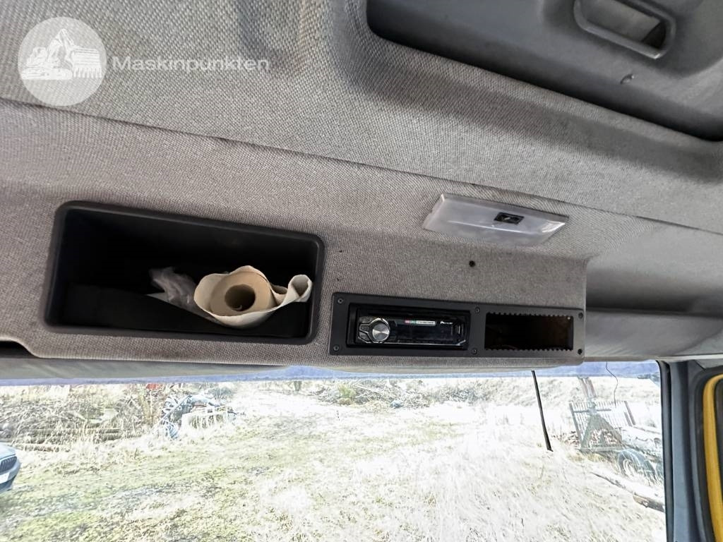 Camión multibasculante Mercedes-Benz 1117 L