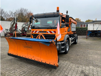 Camión multibasculante  Mercedes-Benz 1824 Axor Abroller mit Schneeschild und Streuer