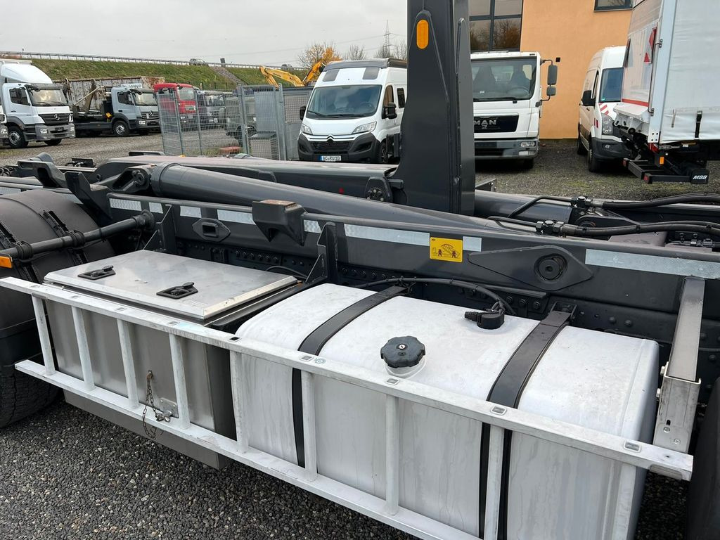 Camión multibasculante Mercedes-Benz 2541 6X2 Meiller  Funk  Zustand wie 200 tkm