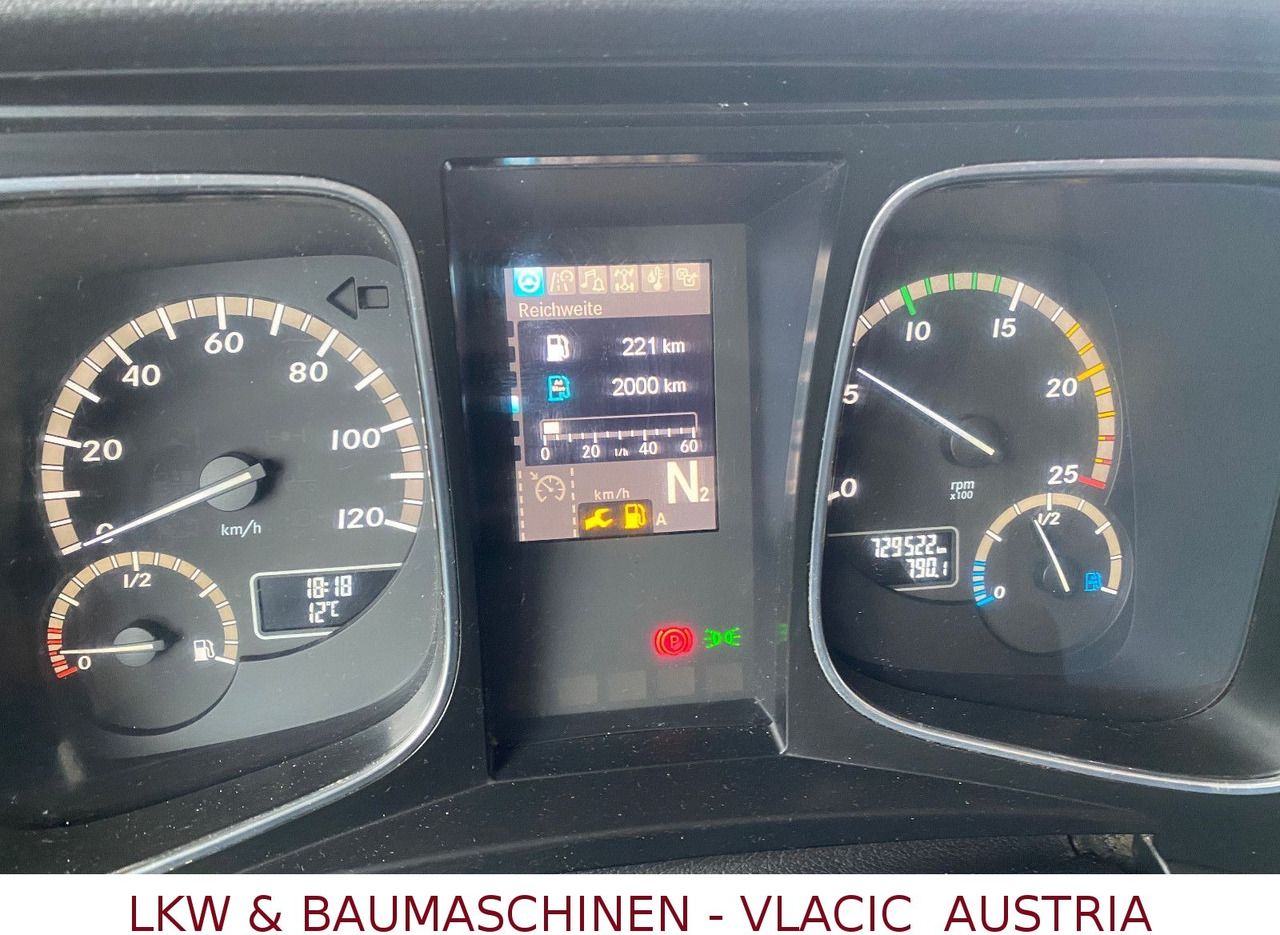 Camión multibasculante Mercedes-Benz 2563