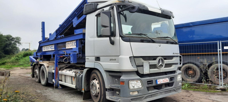 Camión multibasculante Mercedes-Benz 2641K 6x2 Abroller Klima