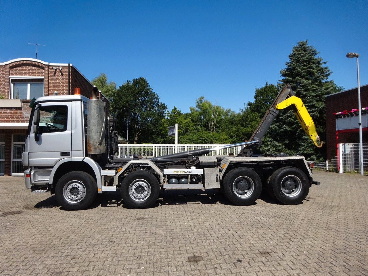Camión multibasculante Mercedes-Benz 3244  Actros PALFINGER Abroller 8x4