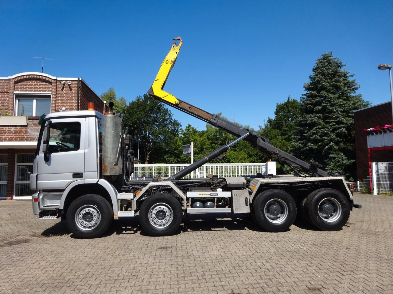 Camión multibasculante Mercedes-Benz 3244  Actros PALFINGER Abroller 8x4