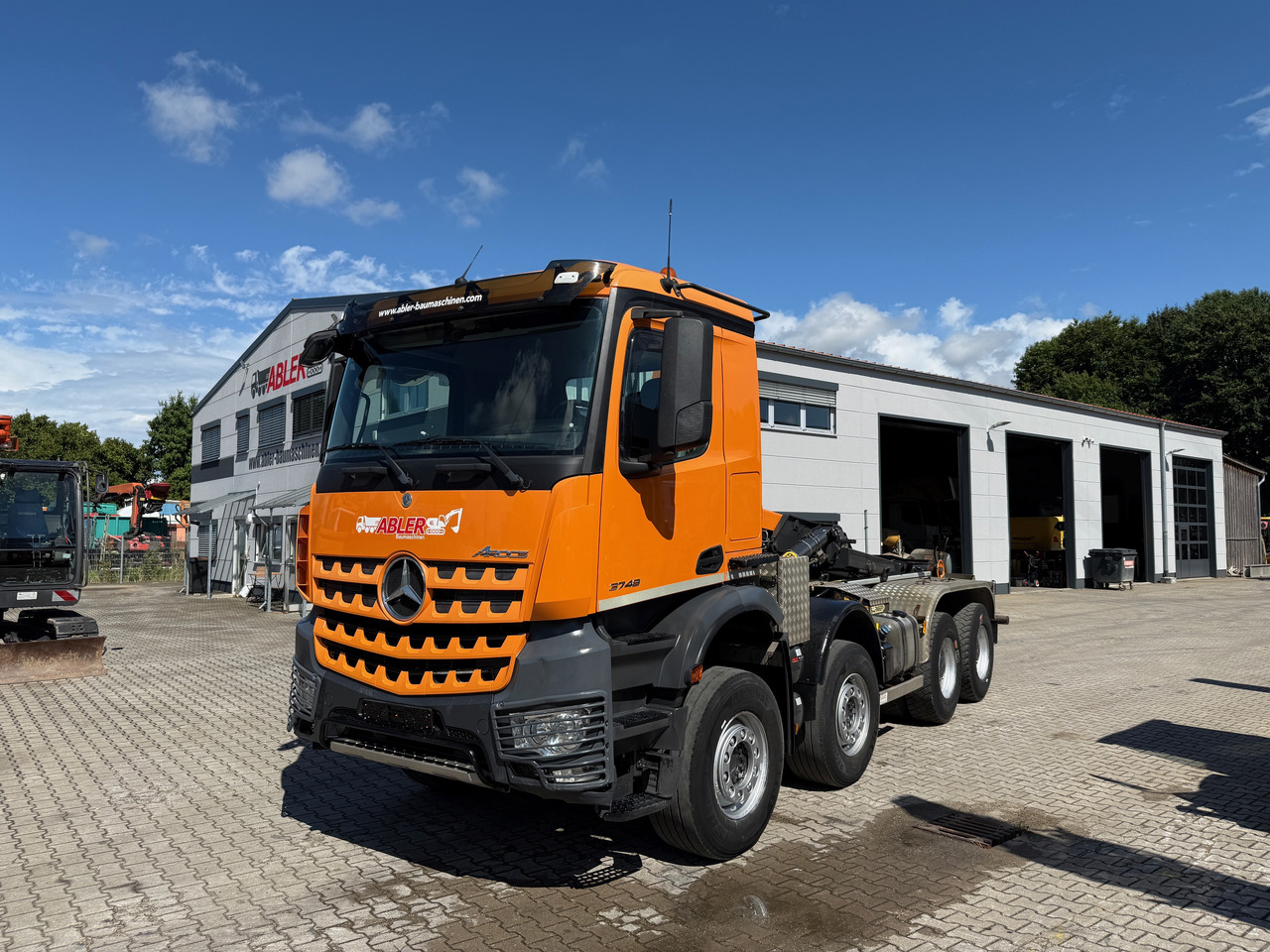 Camión multibasculante Mercedes-Benz 3748 Arocs Abrollkipper Palfinger AHK
